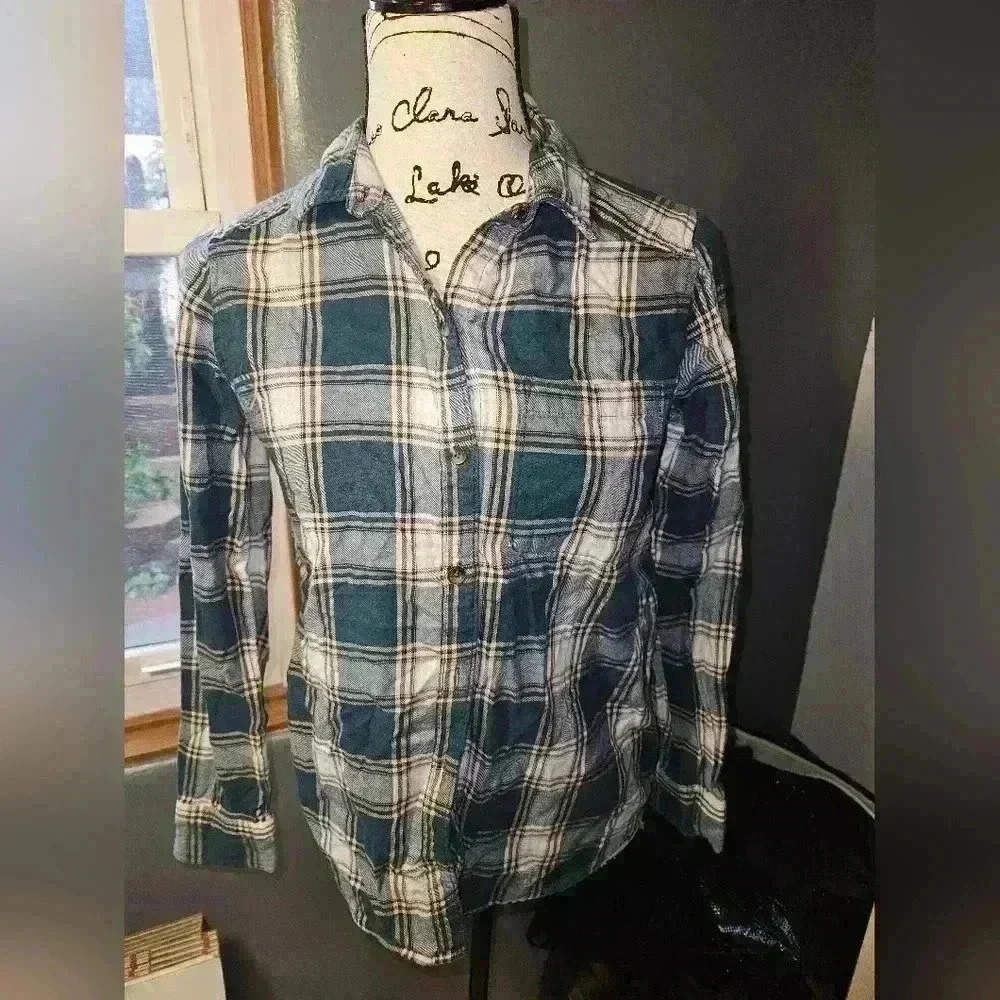 SO Womans Long Sleeve Top Size xs